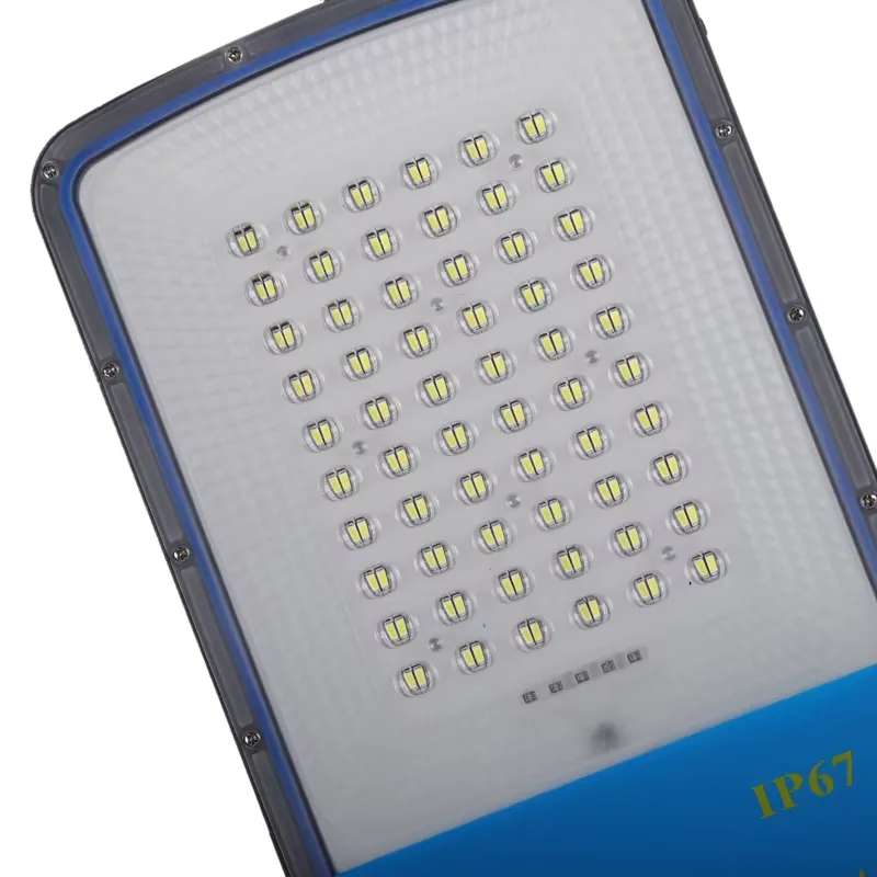 مصباح شارع LED يعمل بالطاقة ال - مراجعة Solar Street Light Led وسعره